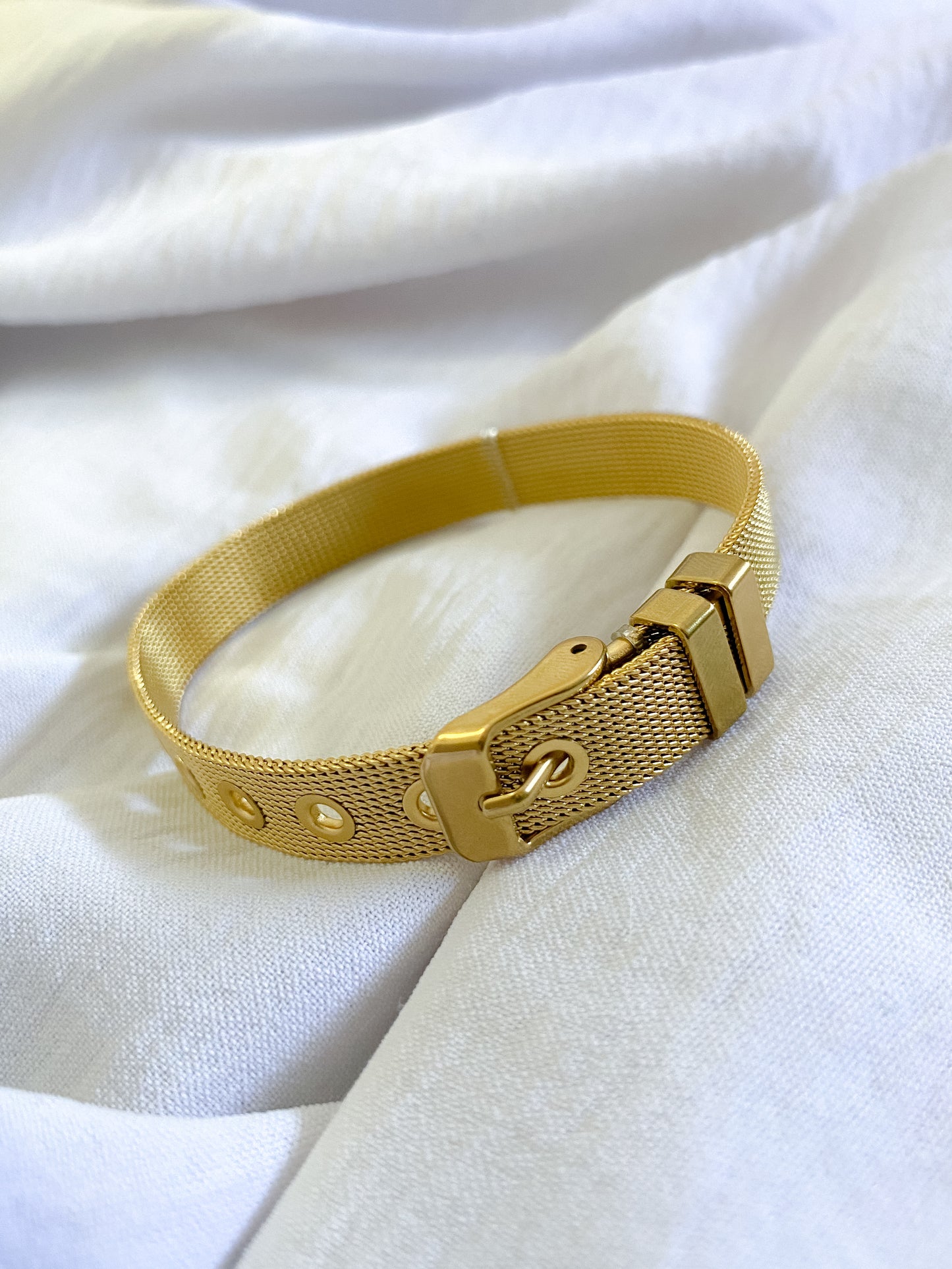 Buckled Chain Bracelet - Gold