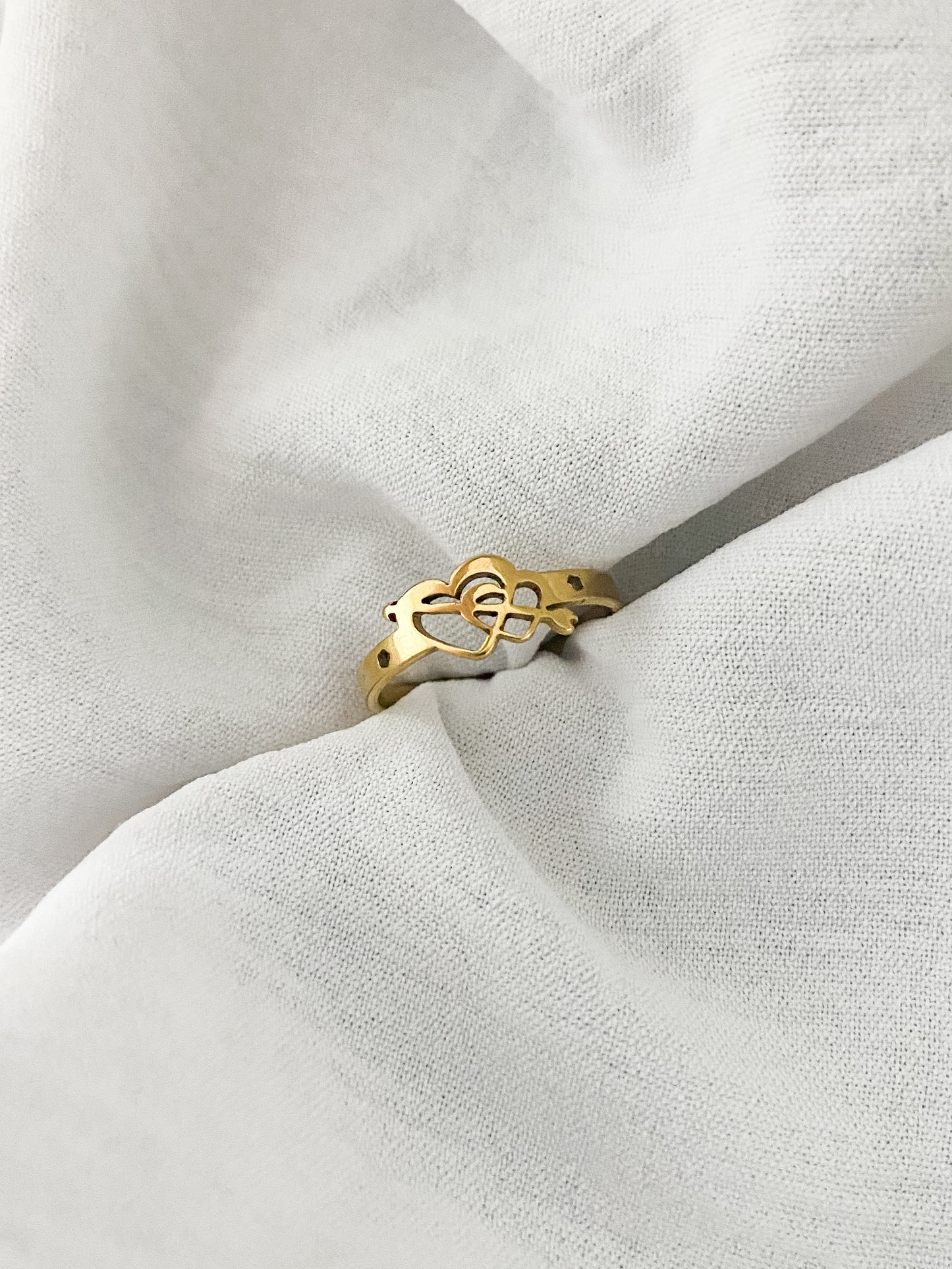 Arrowed Hearts Ring - Gold