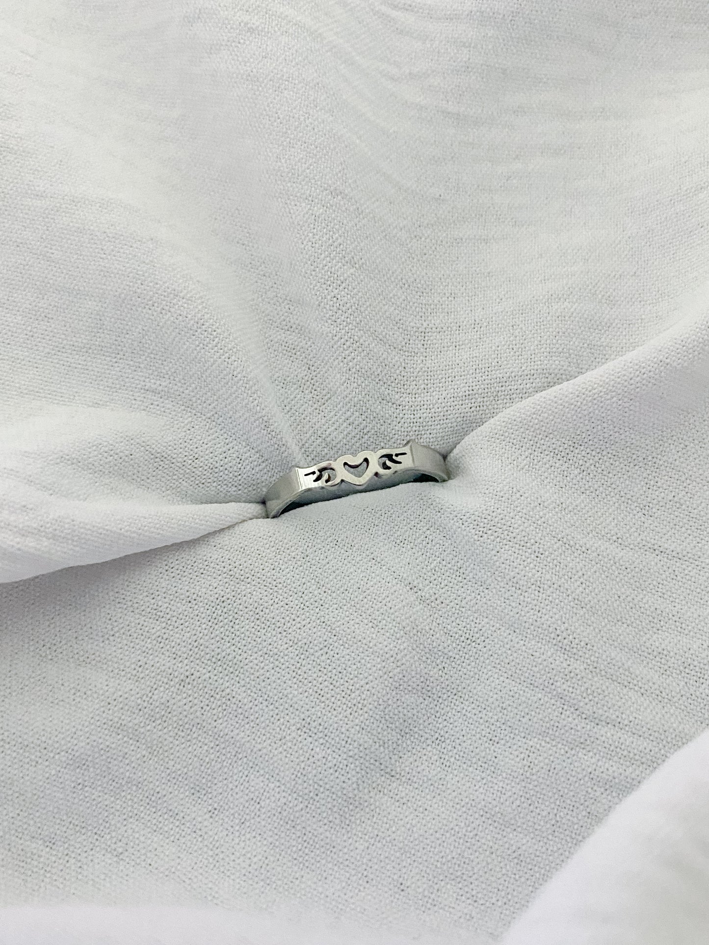 Winged Heart Cut-Out Ring - Silver
