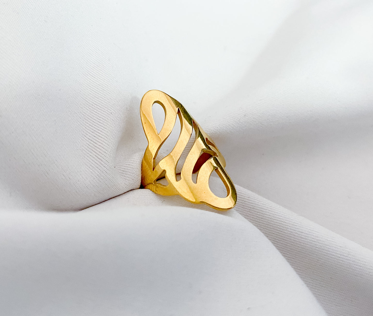 Wavy Statement Ring - Gold