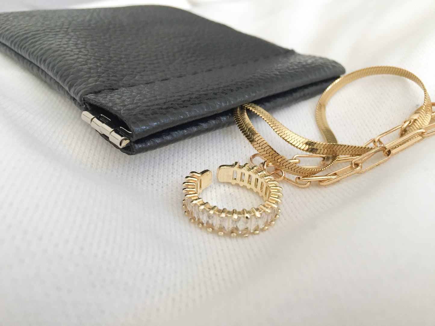 PU Leather Magnetic Jewelry Pouch