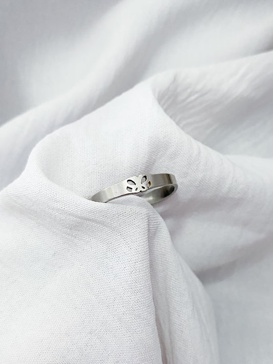 Cutout Butterfly Ring - Silver