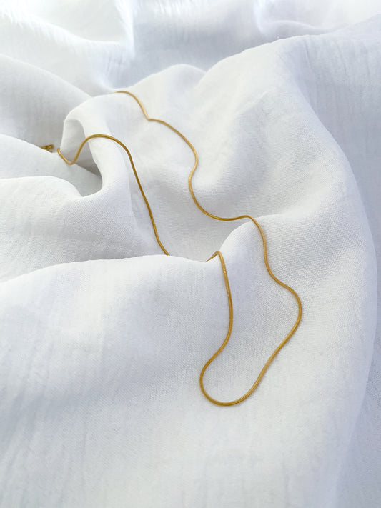 Sleek Rounded Chain Necklace - Gold