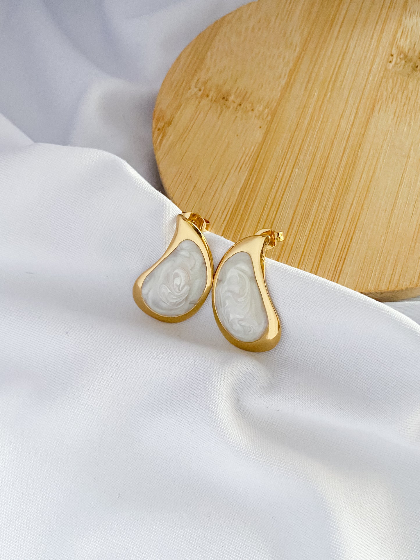 Large Creamy Droplet Earrings - Gold