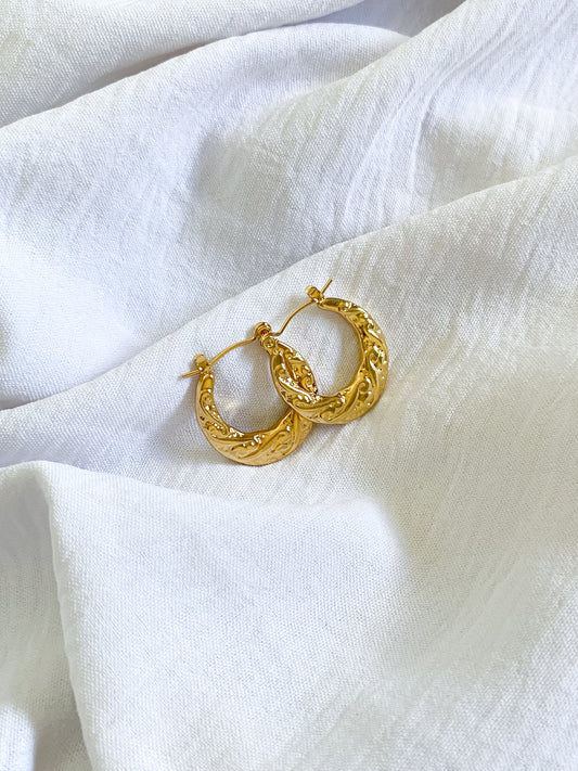 Large Wave Hoop Earrings - Gold
