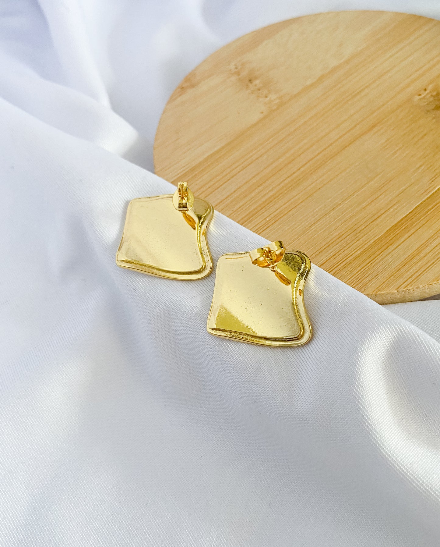 Large Squared Earrings - Gold