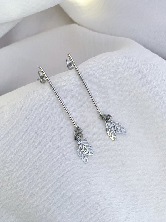 Graceful Autumn Earrings - Silver