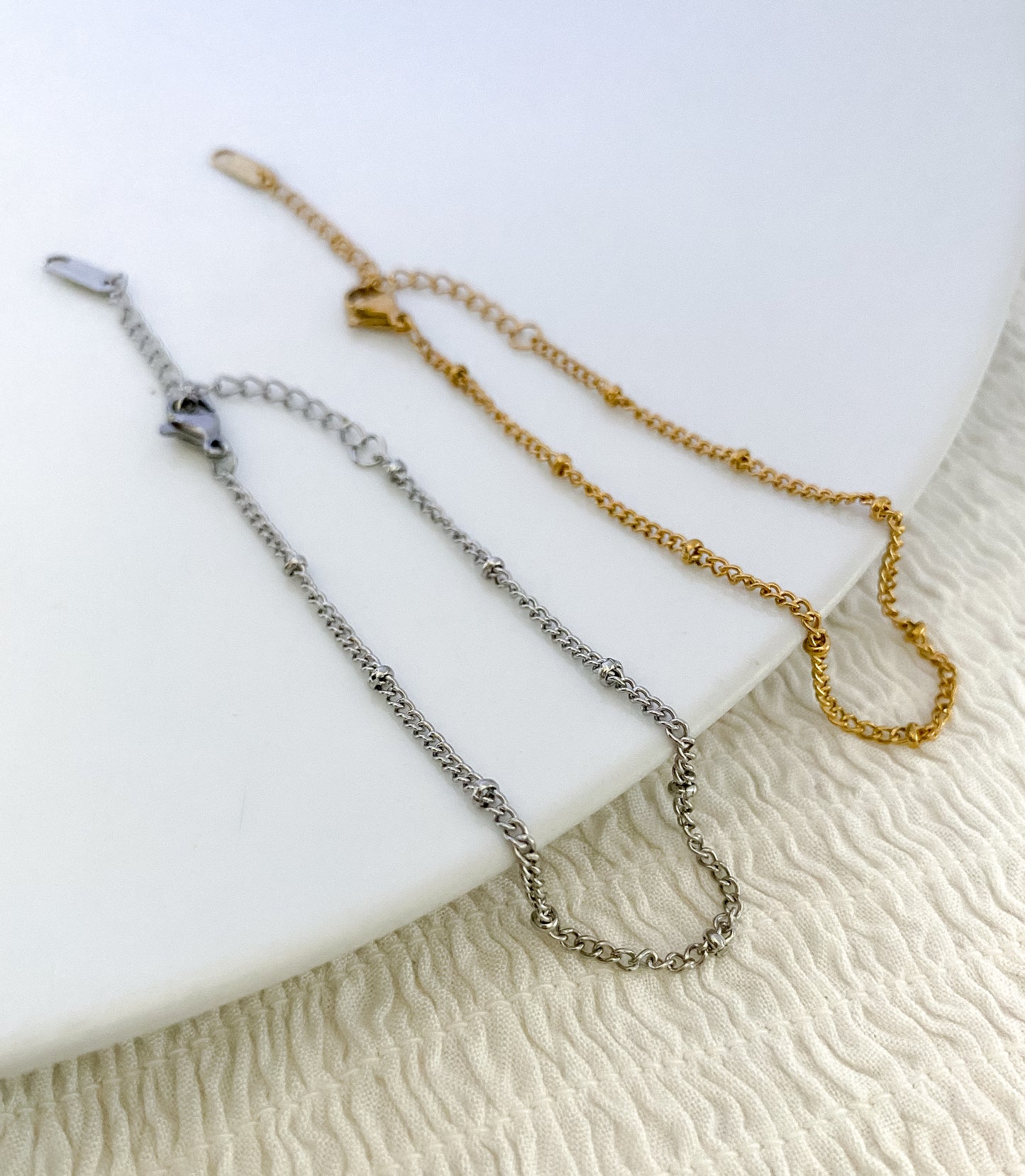 Dotted Chain Bracelet