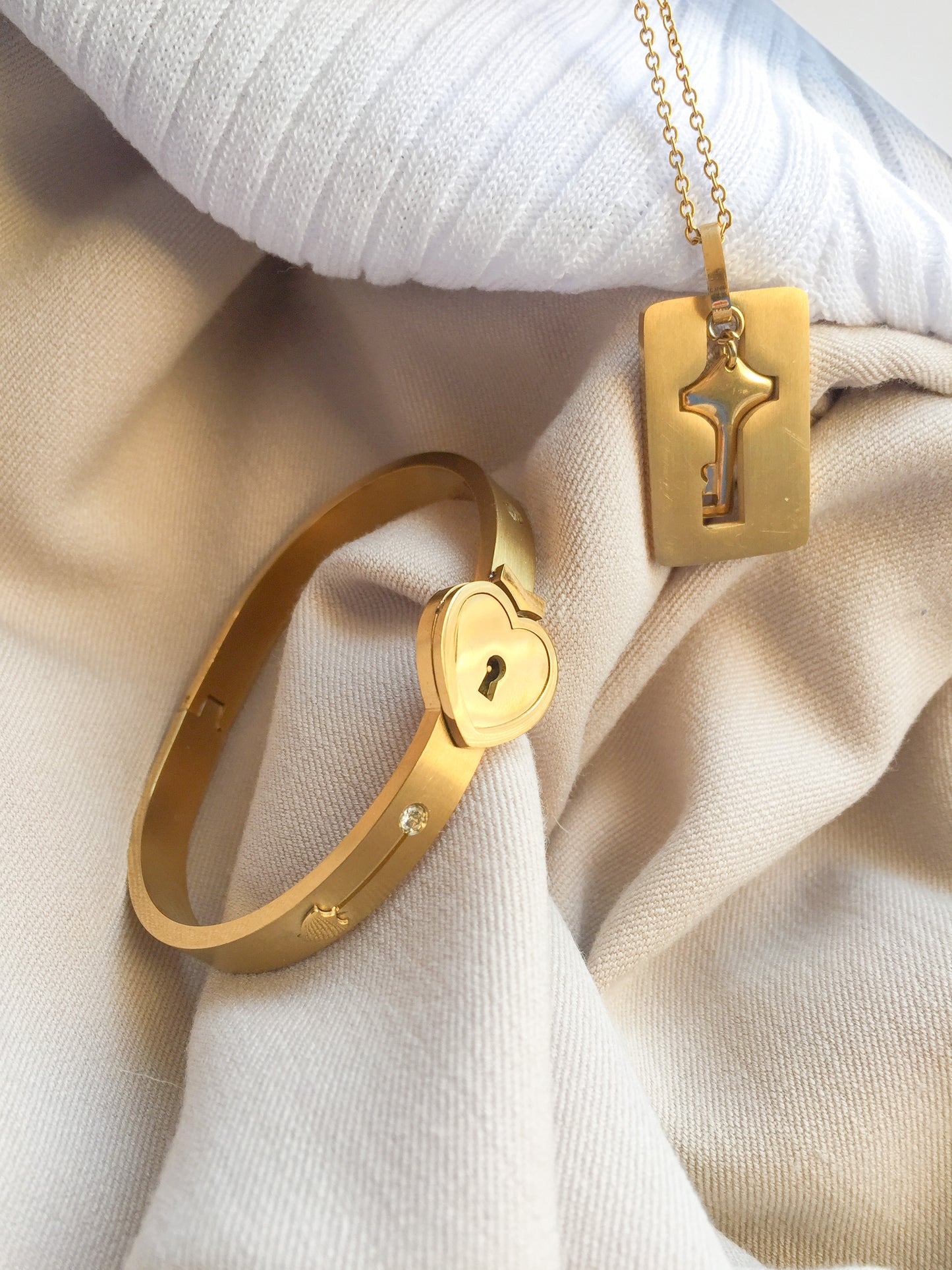 Lock & Key Set - Gold