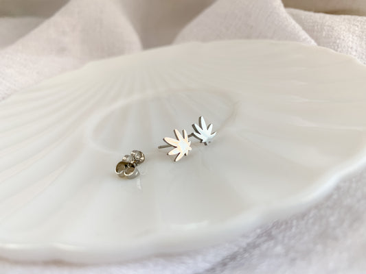 Leaf Earring Studs - Silver